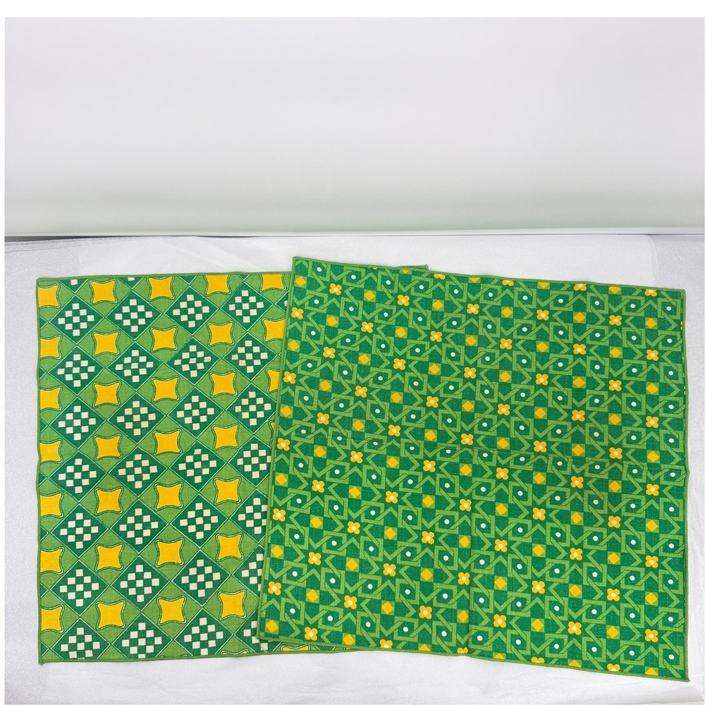 Napkin SET Green Yellow Geometric Floral Pattern St Pattys Day Vintage Retro